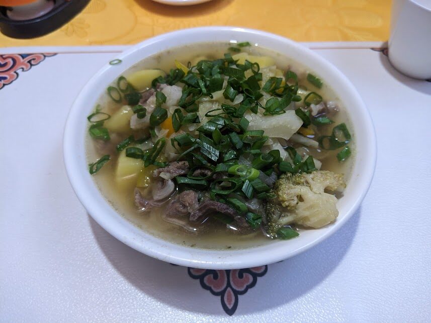 ツーリストゲルの夕食