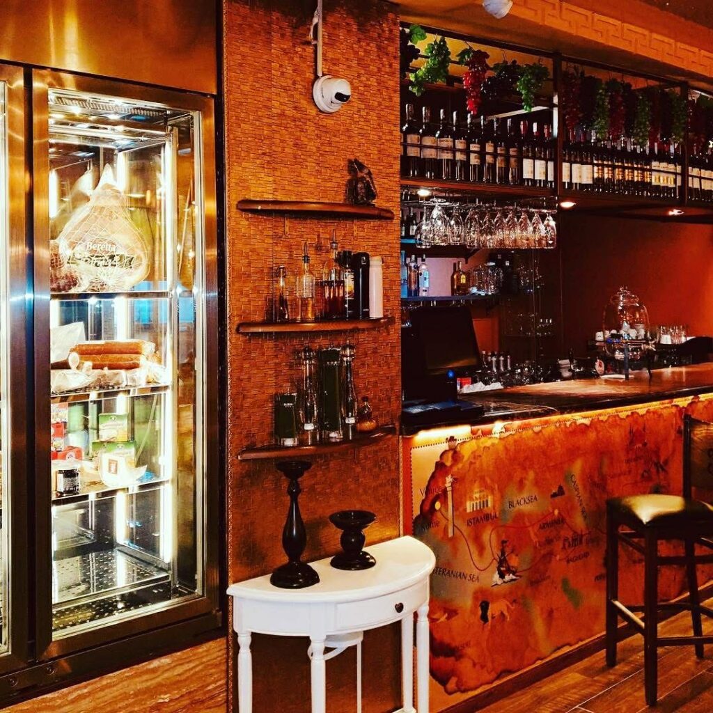 choijin temple店内