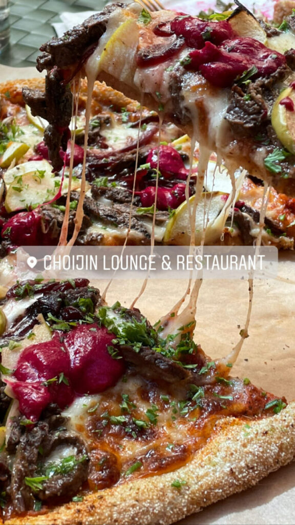 この時はピザを食べました。