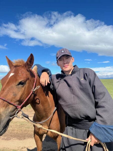 みんなで囲む冬のごちそう。モンゴル風火鍋を現地ガイドに聞く【Q&A】