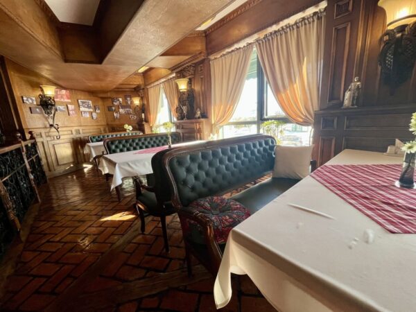 絶対に外れないレストラン Brothers Restaurant - Branch 2に行ってきました。