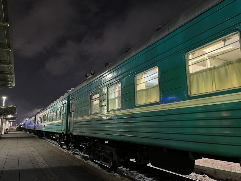 この列車に乗ります