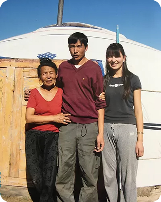 エルデネキャンプ支配人ザグサーの写真