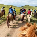 快適なゲルからゲルへ旅する！モンゴル乗馬トレッキング＆騎馬像ツアー＜3泊4日〜＞の画像