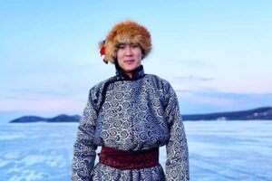 人気日本語ガイドのデギーと観光！ 冬モンゴルの絶景フブスグル湖ゲル泊ツアー＜4泊5日＞